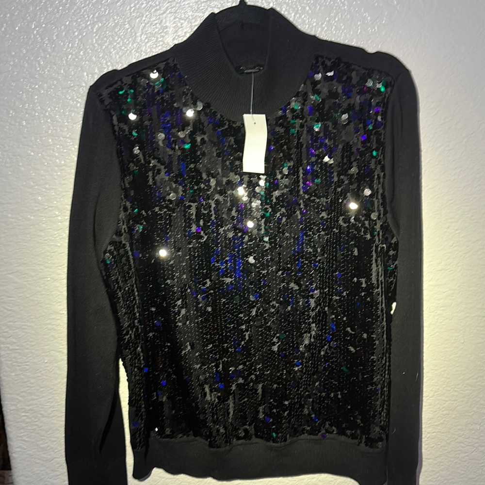 Woman’s Ann Taylor sequin sweater in black. size XL.